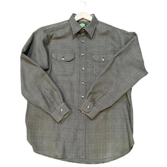 CABELAS Shirt Mens XLT Button Up Plaid Long Sleeve 100% Polyester - Picture 1 of 3